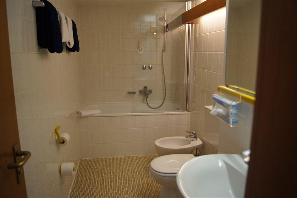 City Hotel Реклингхаузен Екстериор снимка