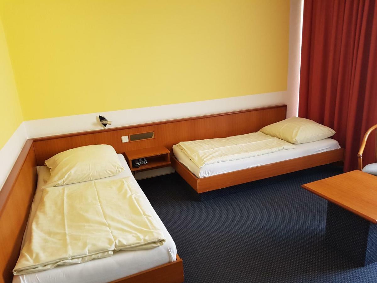 City Hotel Реклингхаузен Екстериор снимка
