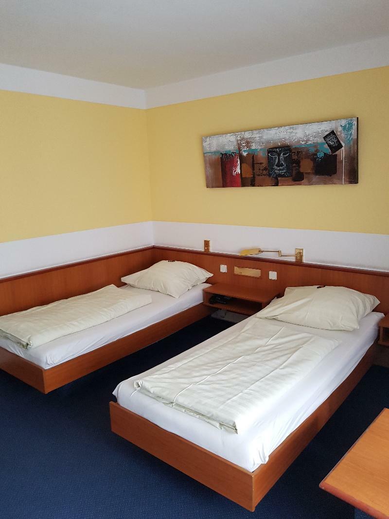 City Hotel Реклингхаузен Екстериор снимка