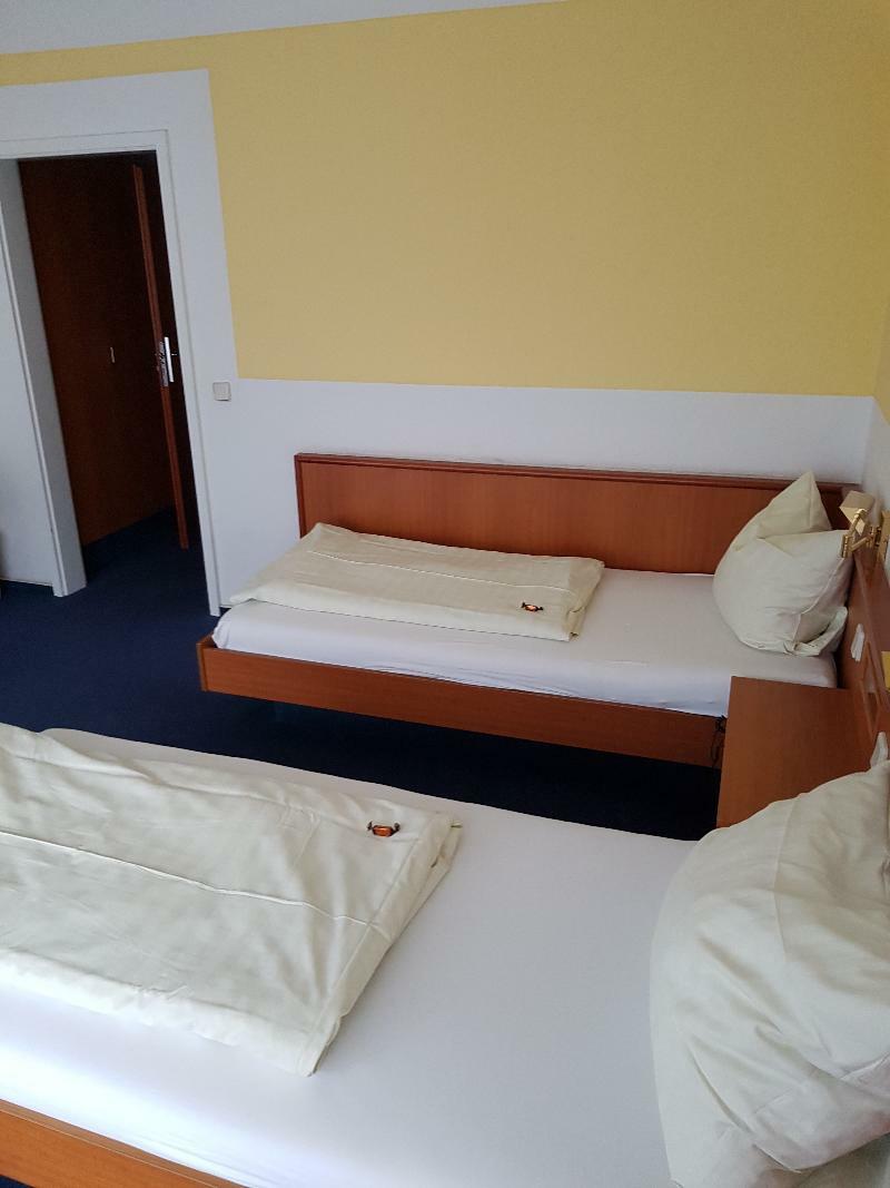 City Hotel Реклингхаузен Екстериор снимка